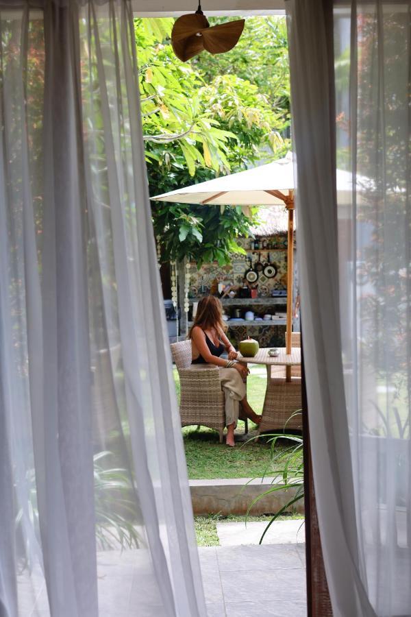 The Spare Room Bali Canggu Extérieur photo
